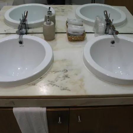 Quinta Dos Castanheiros - * Negreda