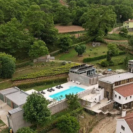 Casa de Campo Quinta Dos Castanheiros - *