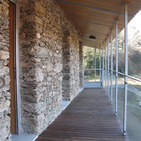 Quinta Dos Castanheiros - *