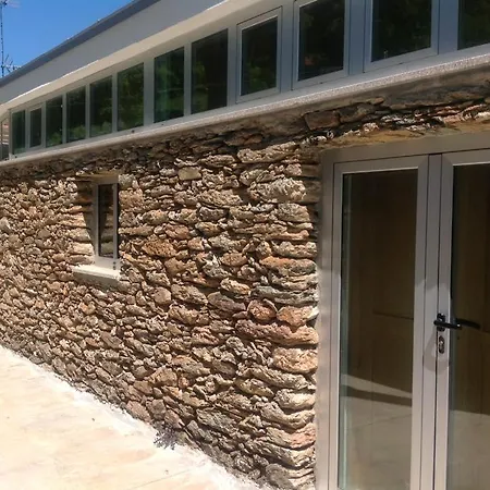 Quinta Dos Castanheiros - *