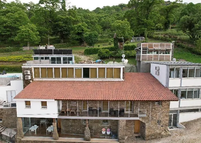 منزل ريفي Quinta Dos Castanheiros - Negreda