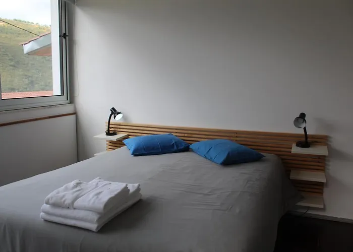 منزل ريفي Quinta Dos Castanheiros - Negreda