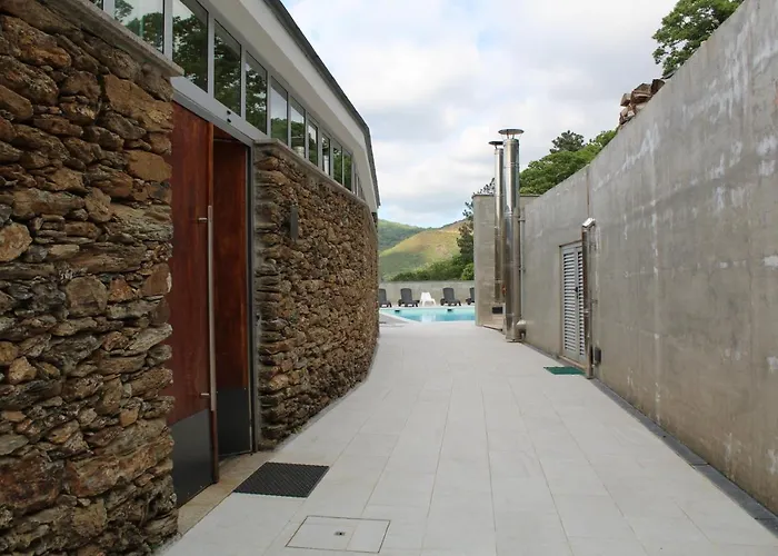 Quinta Dos Castanheiros - 네그레다