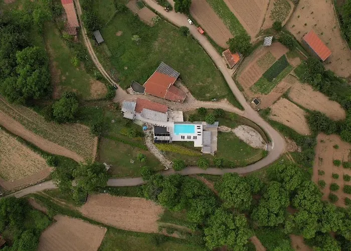 Quinta Dos Castanheiros - Negreda