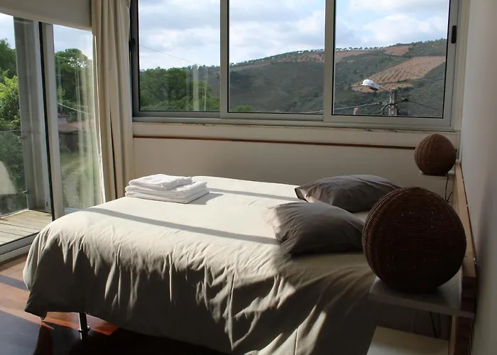 Quinta Dos Castanheiros - منزل ريفي Negreda