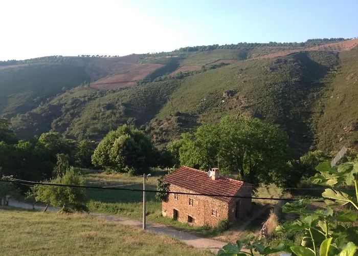 Quinta Dos Castanheiros - منزل ريفي